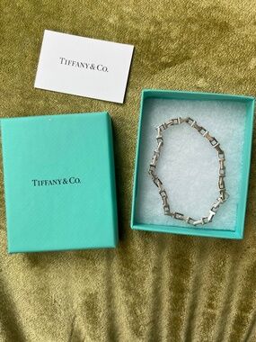 Tiffany & Co. Narrow T Link Chain Bracelet - 7.75” Sterling Silver 925 Gift Box